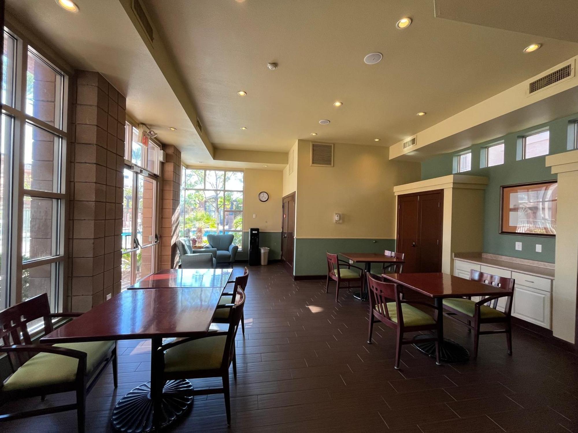 The Cliffs At Peace Canyon Las Vegas Exterior photo