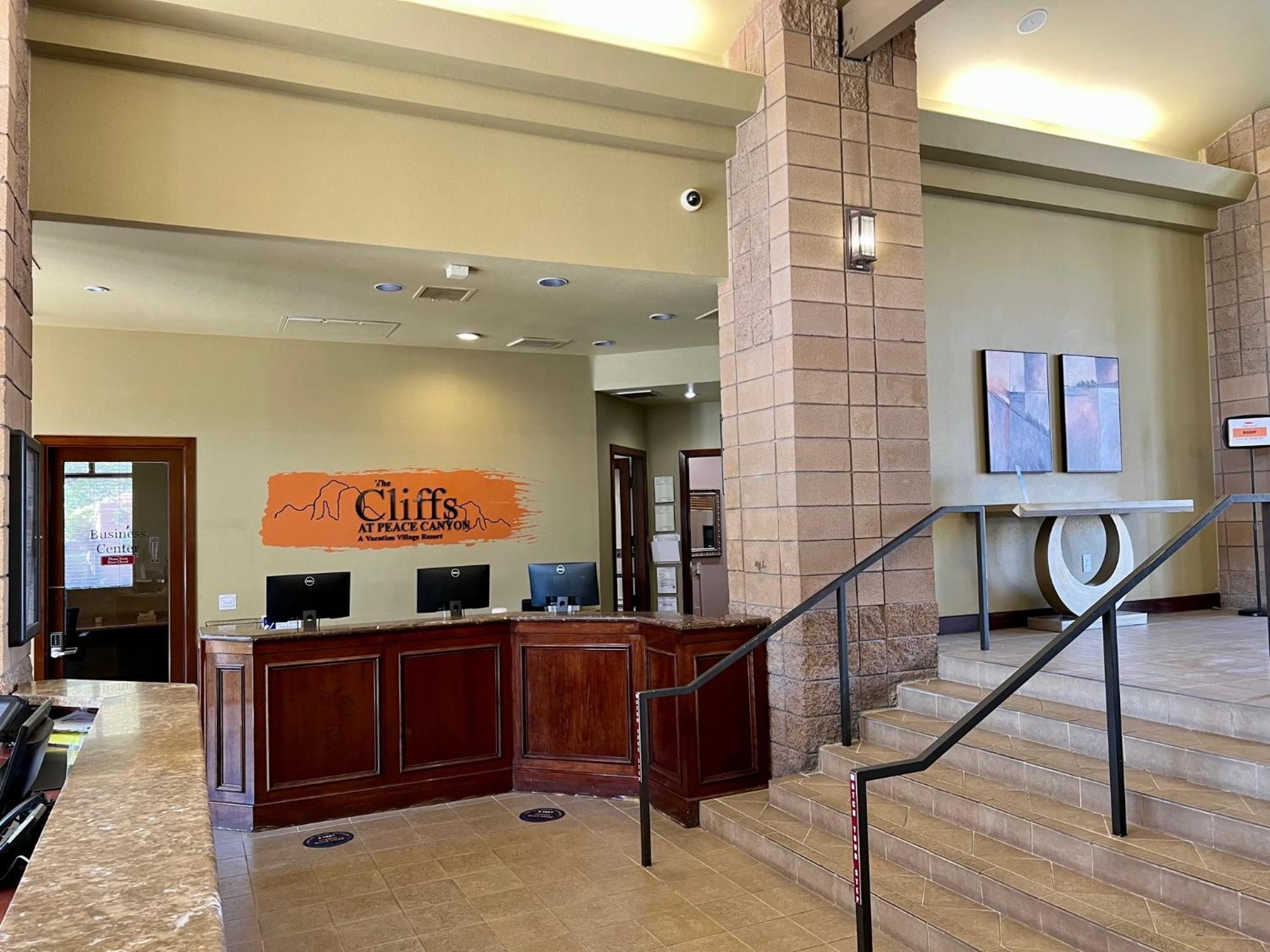 The Cliffs At Peace Canyon Las Vegas Exterior photo