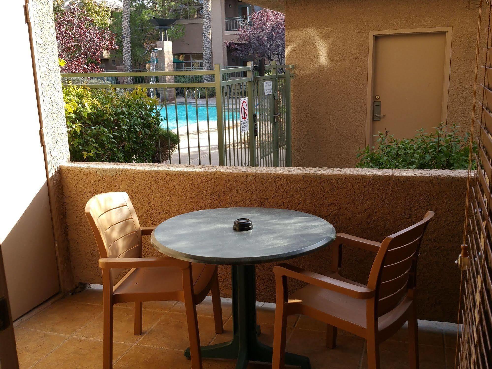 The Cliffs At Peace Canyon Las Vegas Exterior photo